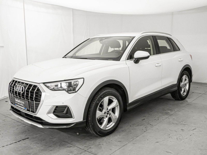 Audi Q3 35 2.0 tdi Business Advanced s-tronic del 2021 usata a Montecosaro