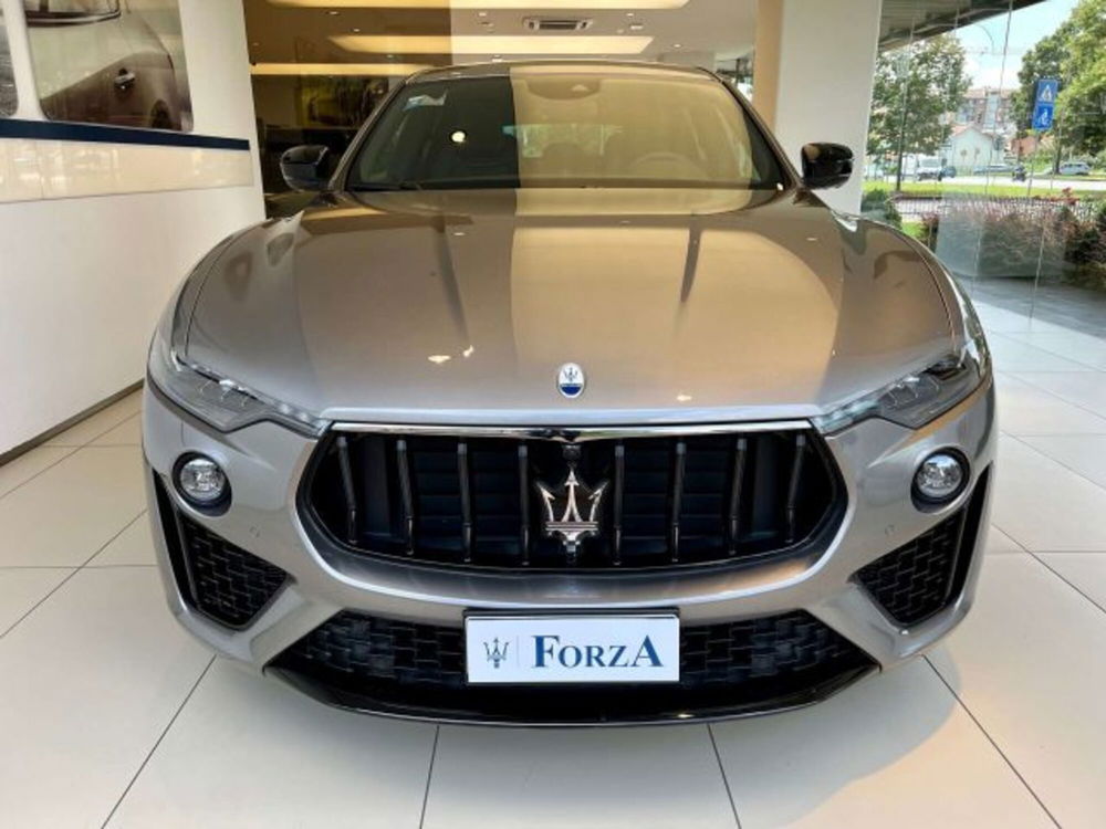 Maserati Levante usata a Torino (2)