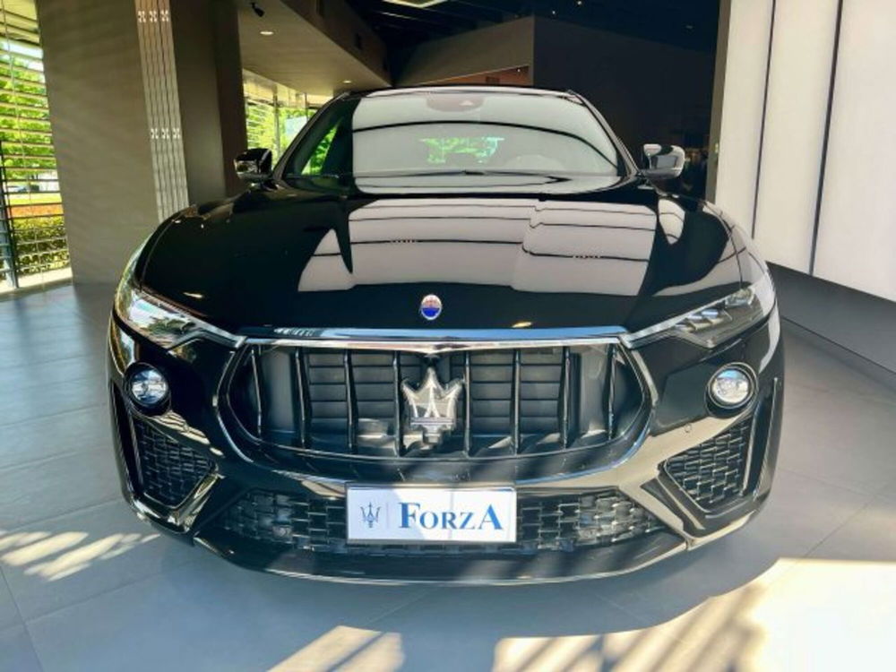 Maserati Levante usata a Torino (2)