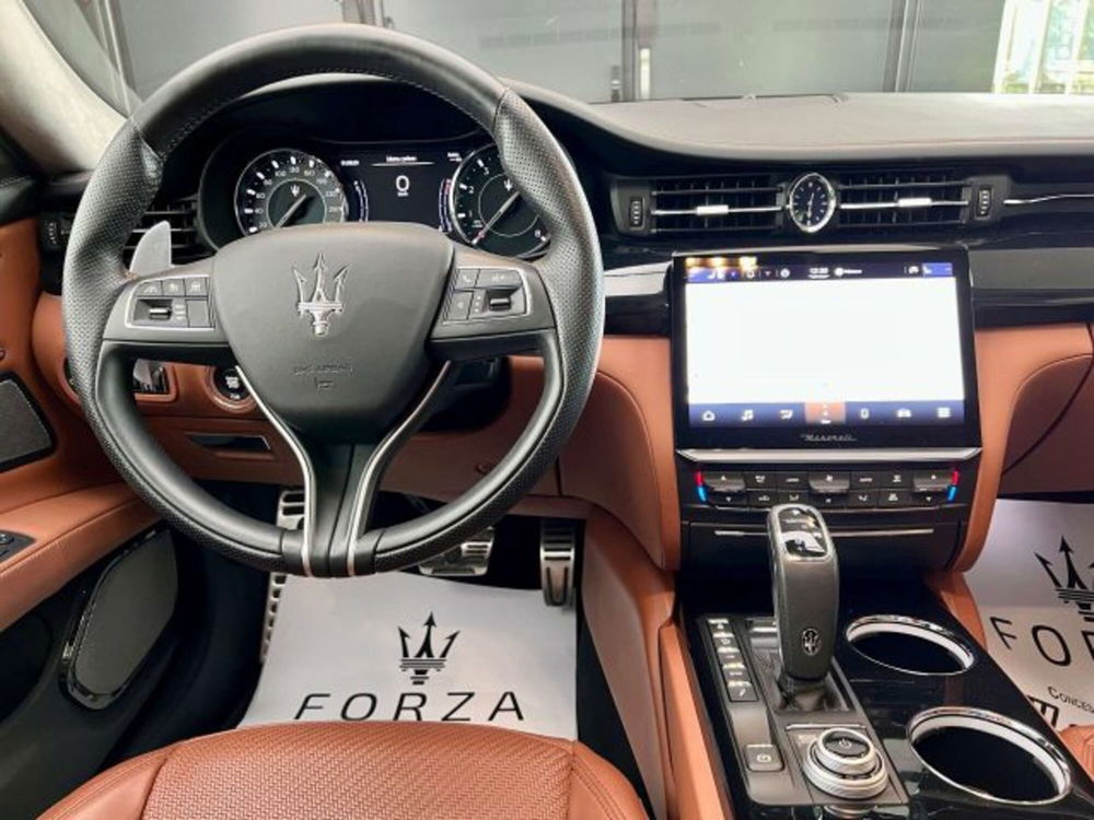 Maserati Quattroporte usata a Torino (14)