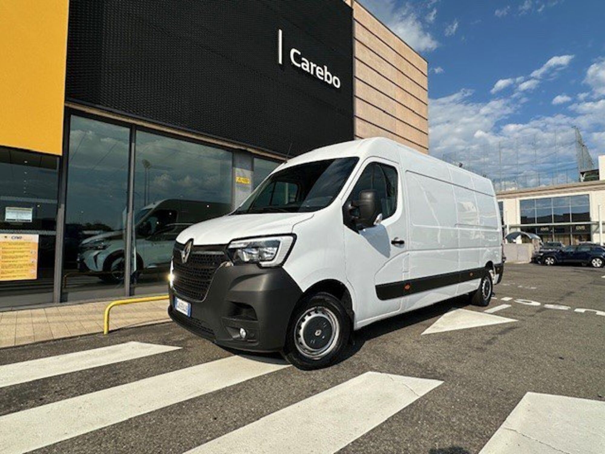 Renault Master Furgone T35 2.3 dCi 135 PL-TM-DC Furgone Ice Plus  del 2020 usata a Parma