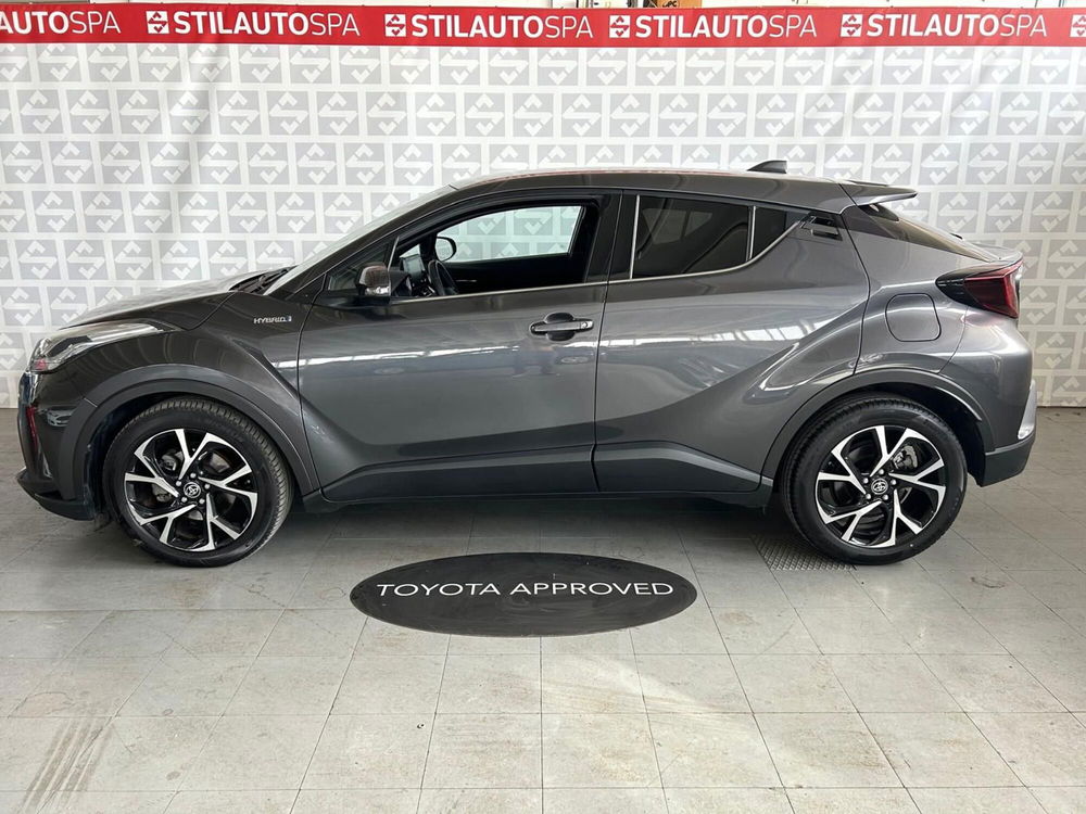 Toyota Toyota C-HR usata a Prato (3)