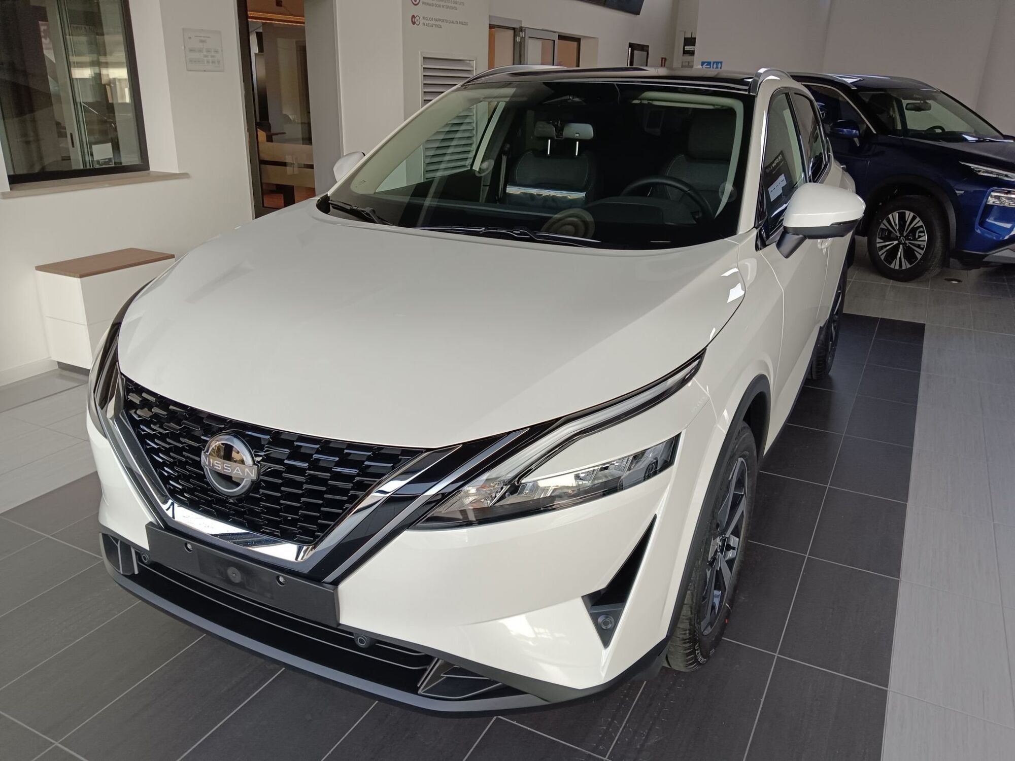 Nissan Qashqai 1.3 mhev N-Connecta 2wd 158cv xtronic nuova a Pordenone