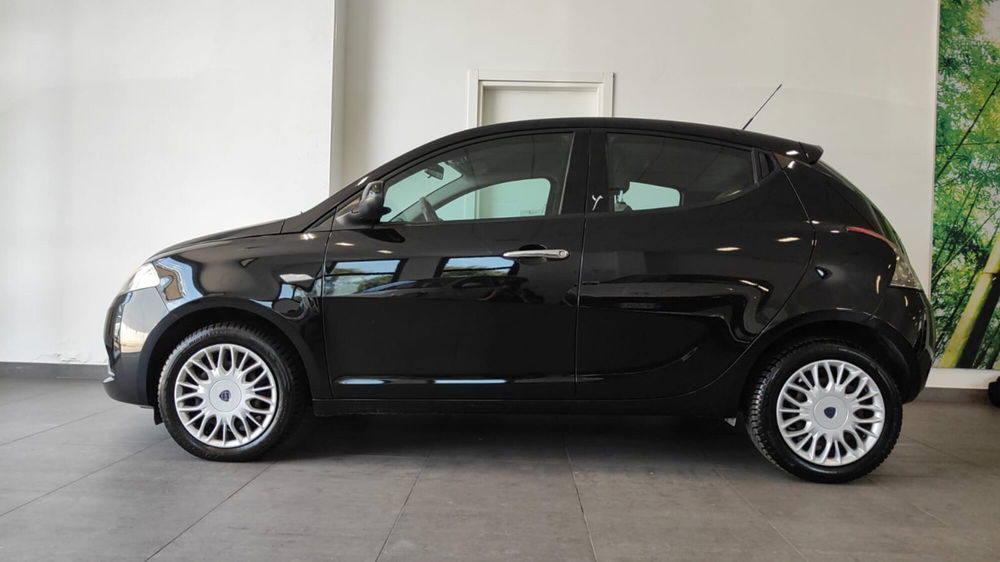 Lancia Ypsilon usata a Firenze (3)