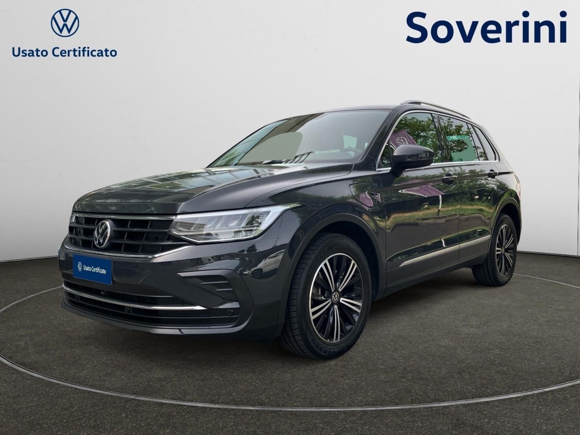 Volkswagen Tiguan 1.4 TSI eHYBRID DSG Life del 2021 usata a Bologna