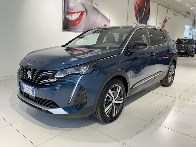 Peugeot 5008 1.5 bluehdi Allure Pack s&amp;s 130cv eat8 del 2023 usata a Fornovo di Taro