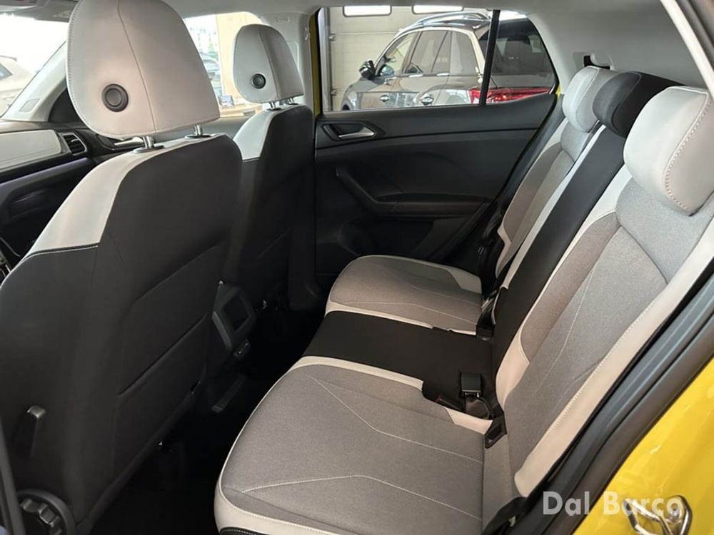 Volkswagen T-Cross nuova a Verona (15)