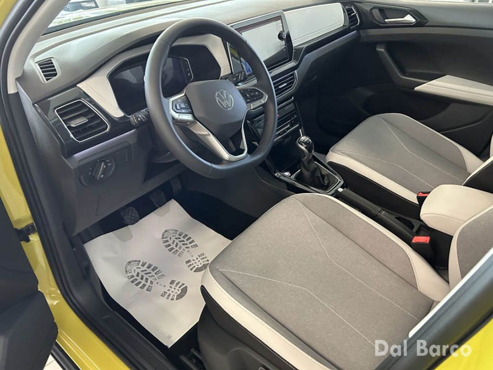 Volkswagen T-Cross nuova a Verona (19)