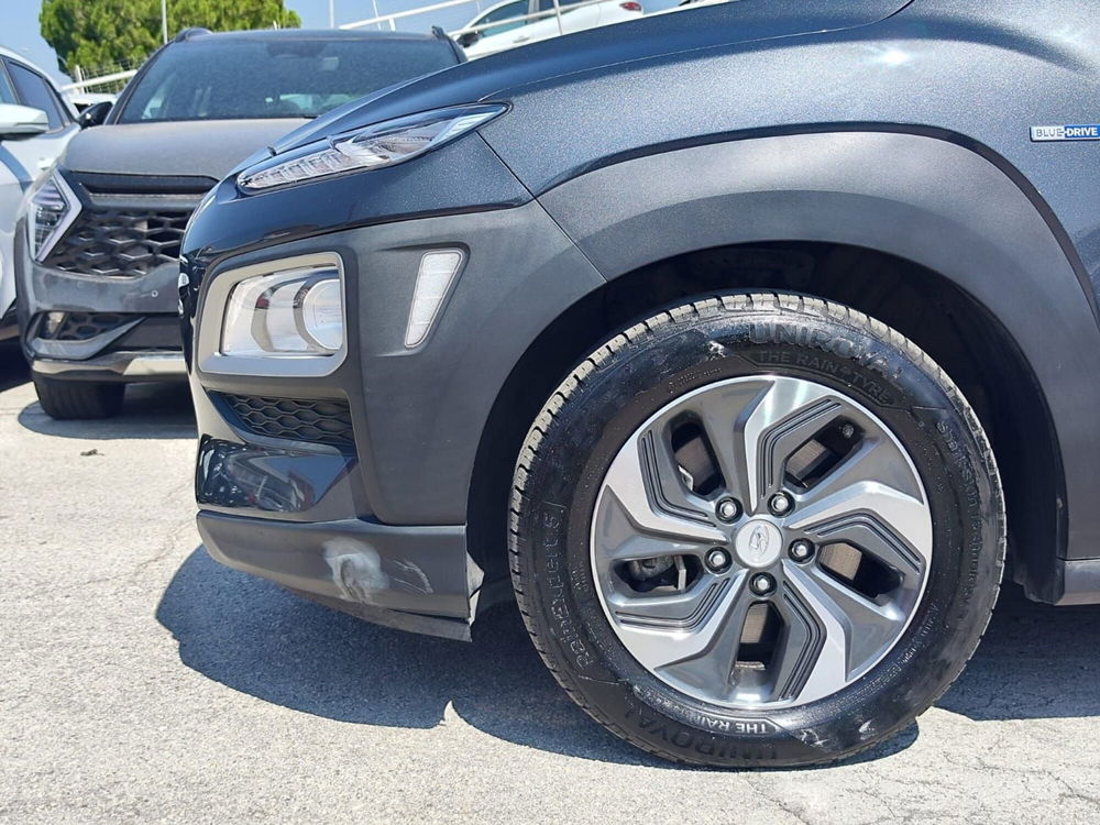 Hyundai Kona usata a Foggia (8)