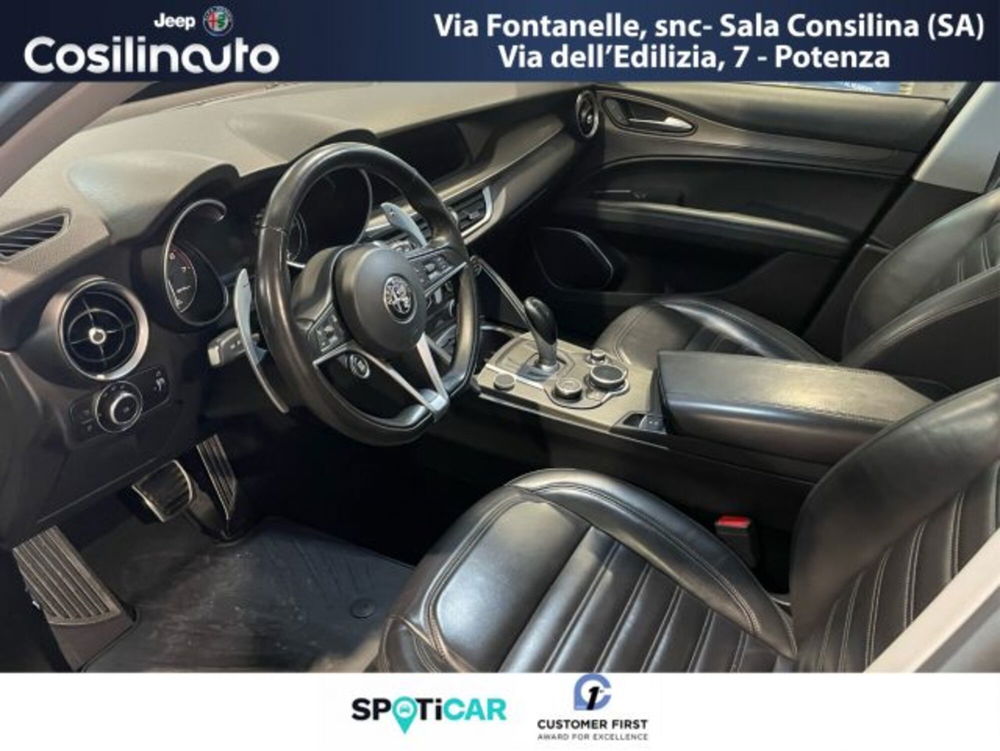 Alfa Romeo Stelvio usata a Salerno (9)