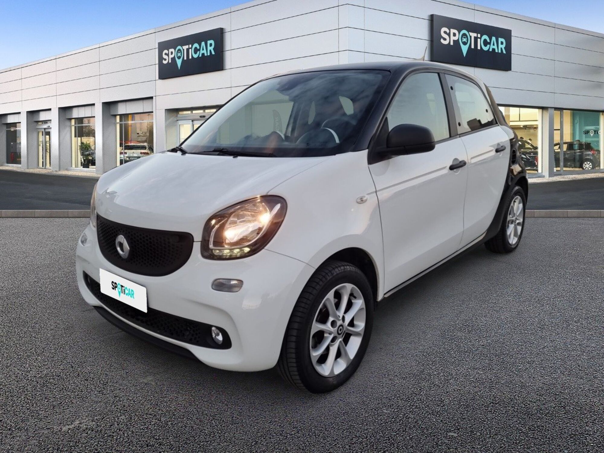 smart forfour forfour 70 1.0 Youngster  del 2018 usata a Silvi