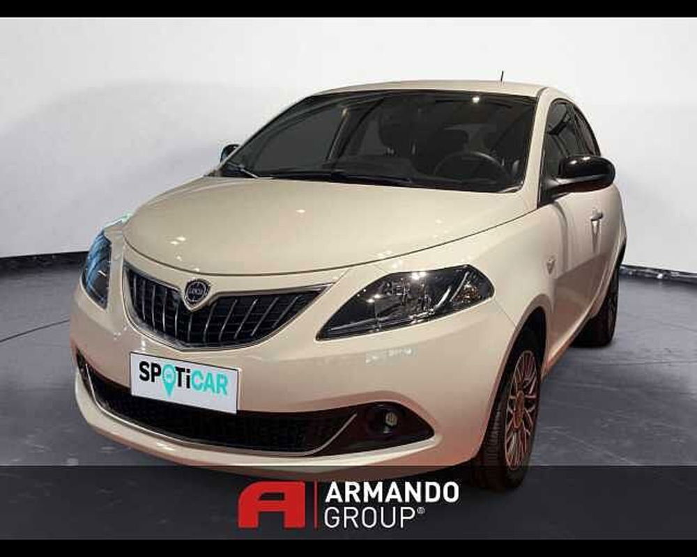 Lancia Ypsilon usata a Cuneo