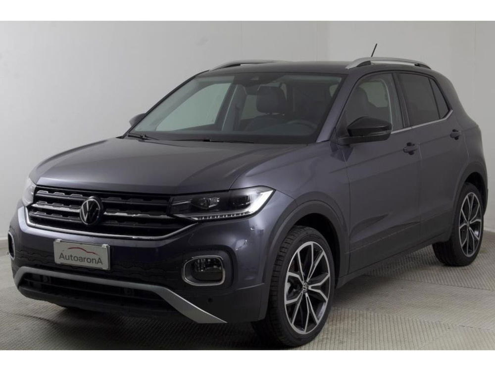 Volkswagen T-Cross nuova a Novara