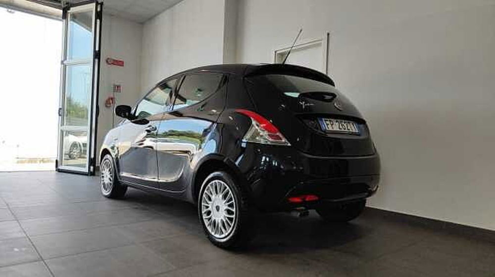 Lancia Ypsilon usata a Firenze (6)