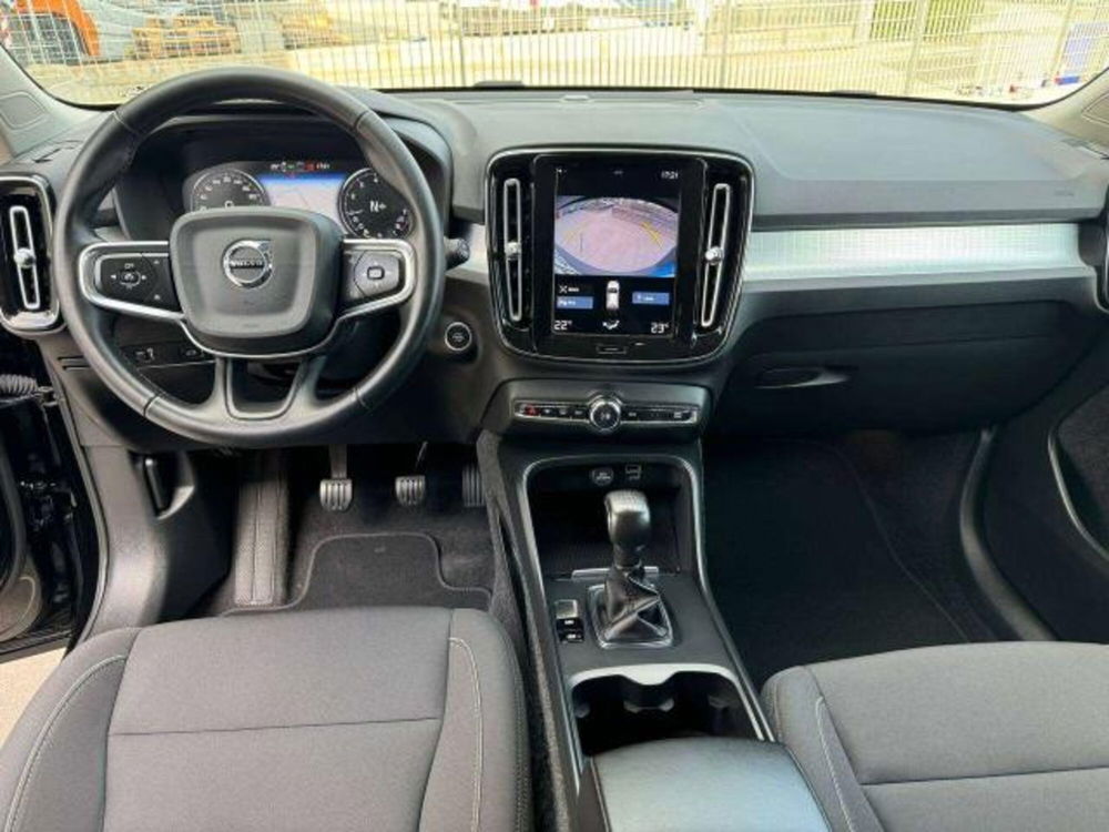 Volvo XC40 usata a Savona (13)