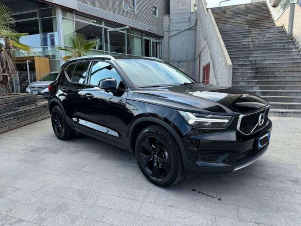 Volvo XC40 usata a Savona (3)