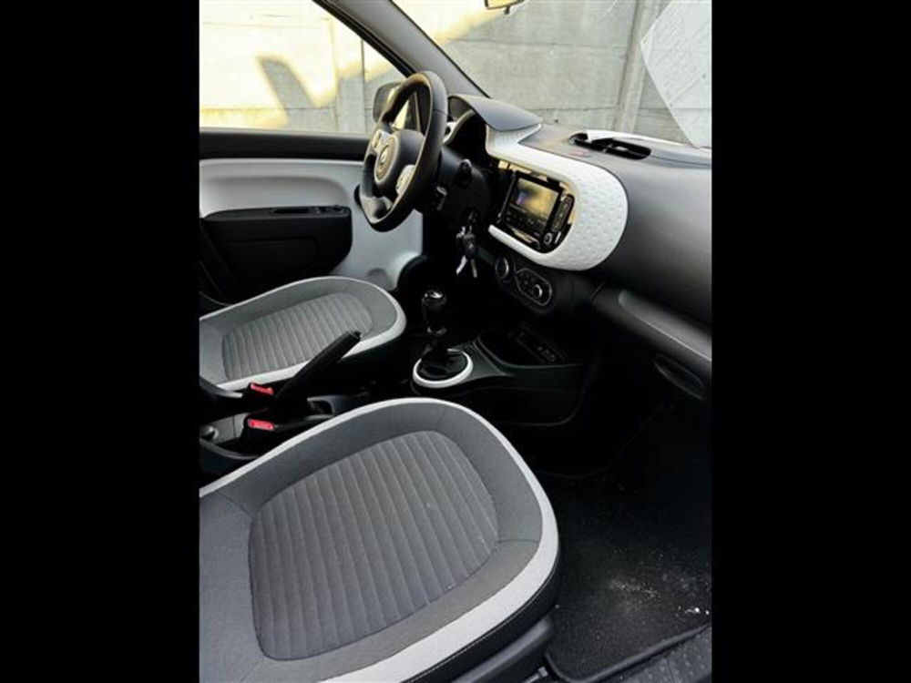 Renault Twingo usata a Torino (12)