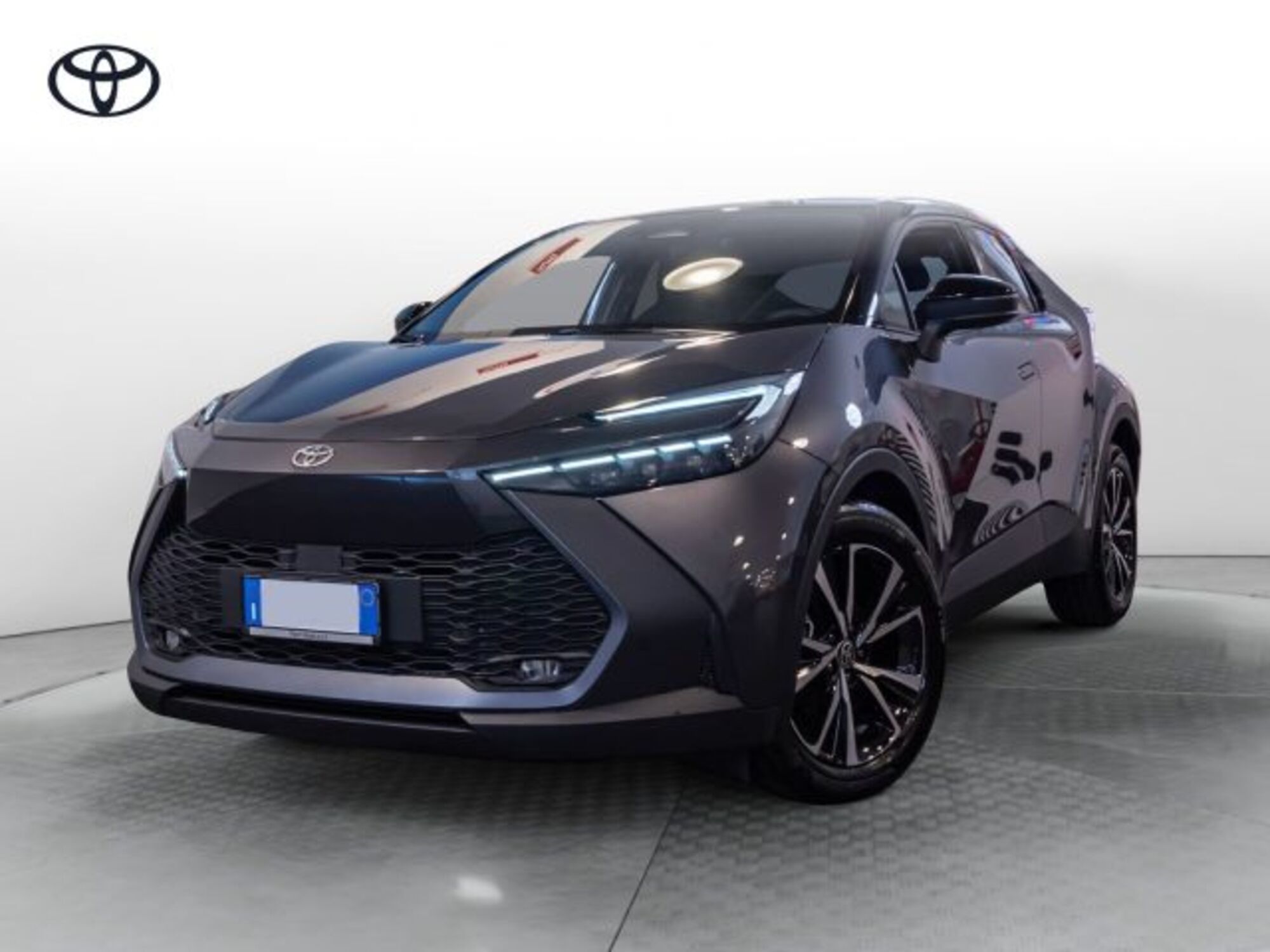 Toyota Toyota C-HR 2.0 hv Trend awd e-cvt nuova a Limena