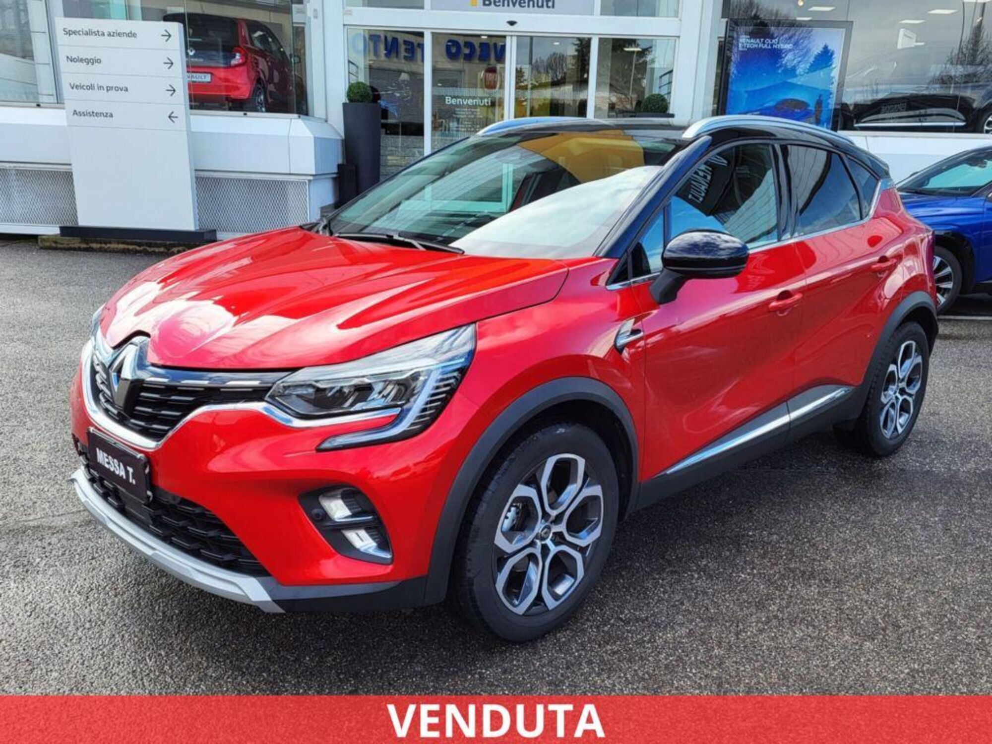 Renault Captur TCe 100 CV Intens  del 2020 usata a Monza