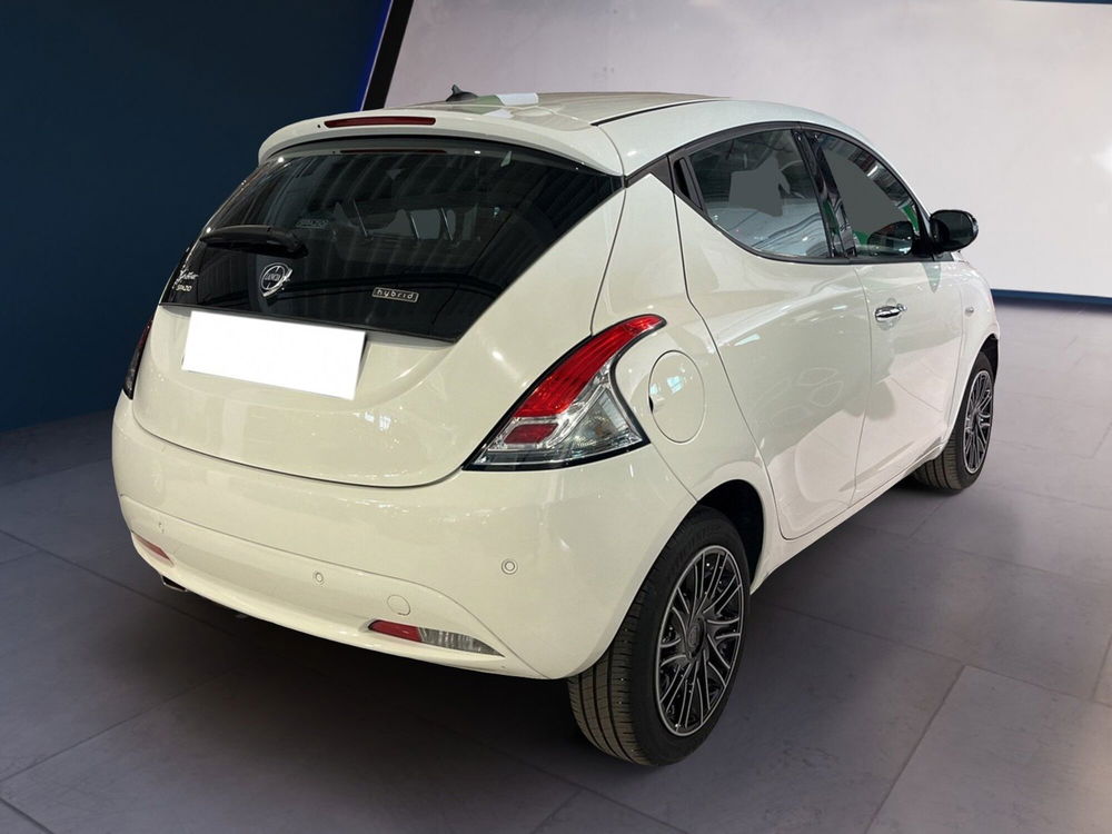 Lancia Ypsilon usata a Torino (4)