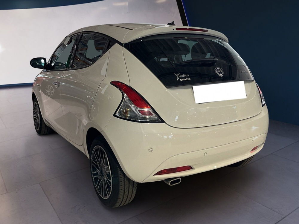 Lancia Ypsilon usata a Torino (5)