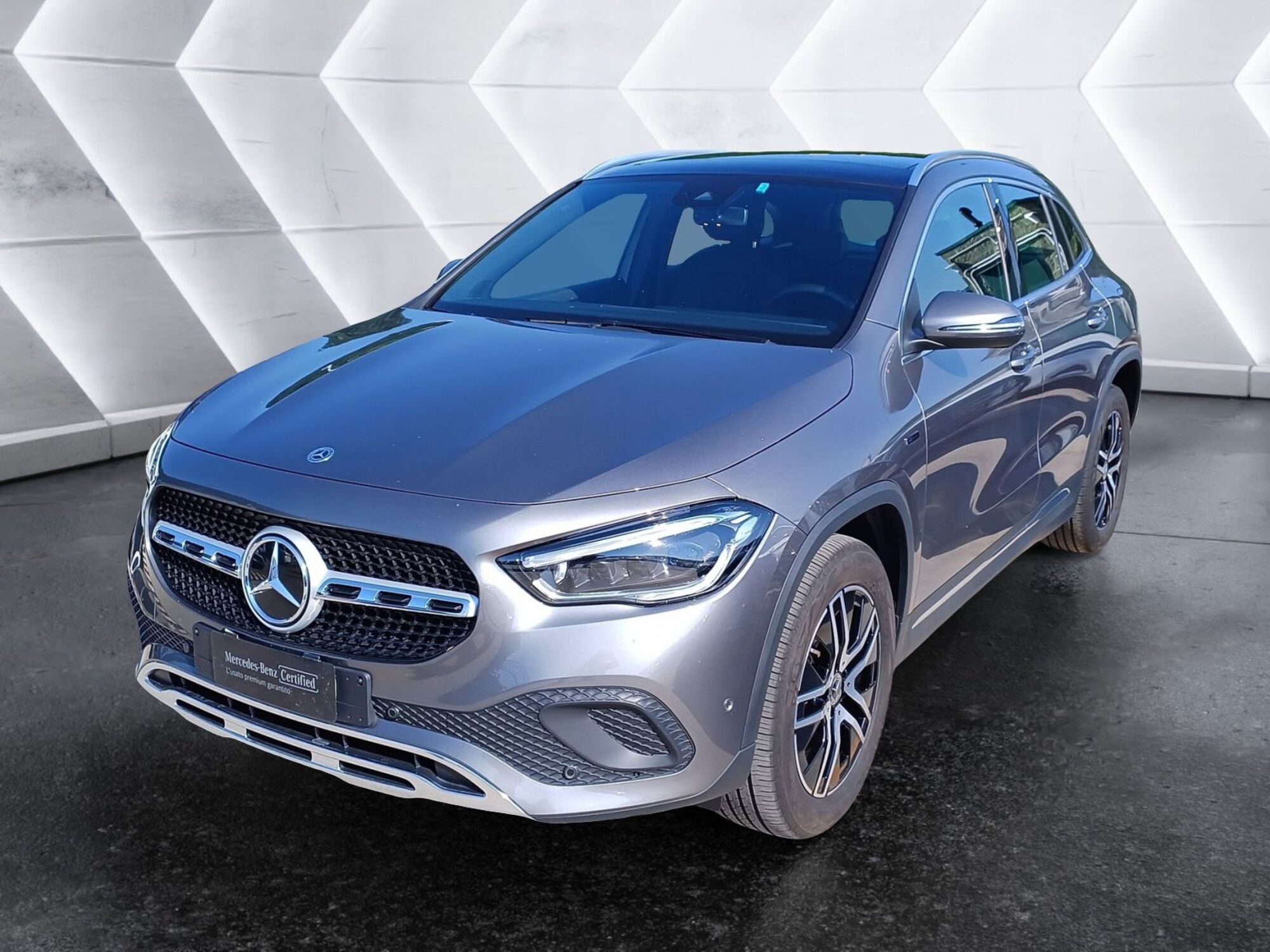 Mercedes-Benz GLA SUV 250 e EQ-Power Automatic Sport Plus del 2021 usata