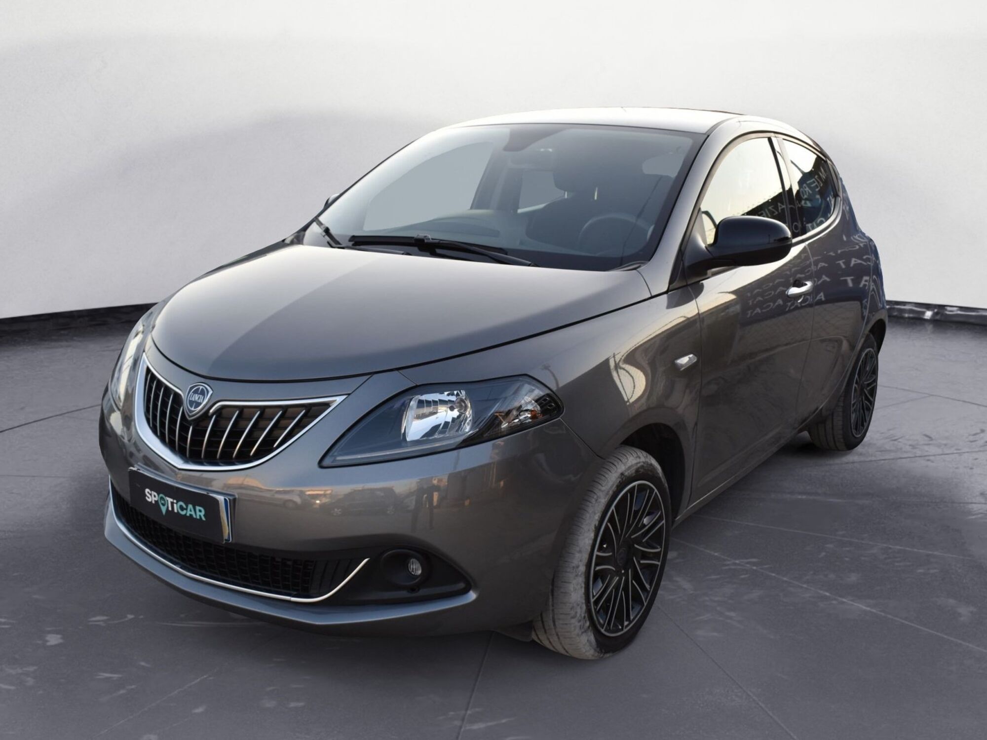 Lancia Ypsilon 1.0 FireFly 5 porte S&amp;S Hybrid Gold Plus del 2022 usata a Catania