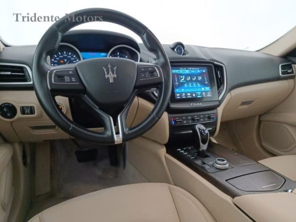 Maserati Ghibli usata a Padova (6)