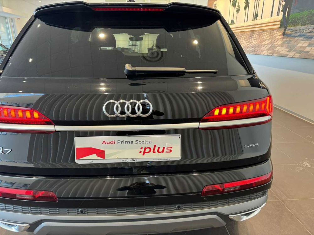 Audi Q7 usata a Bari (10)