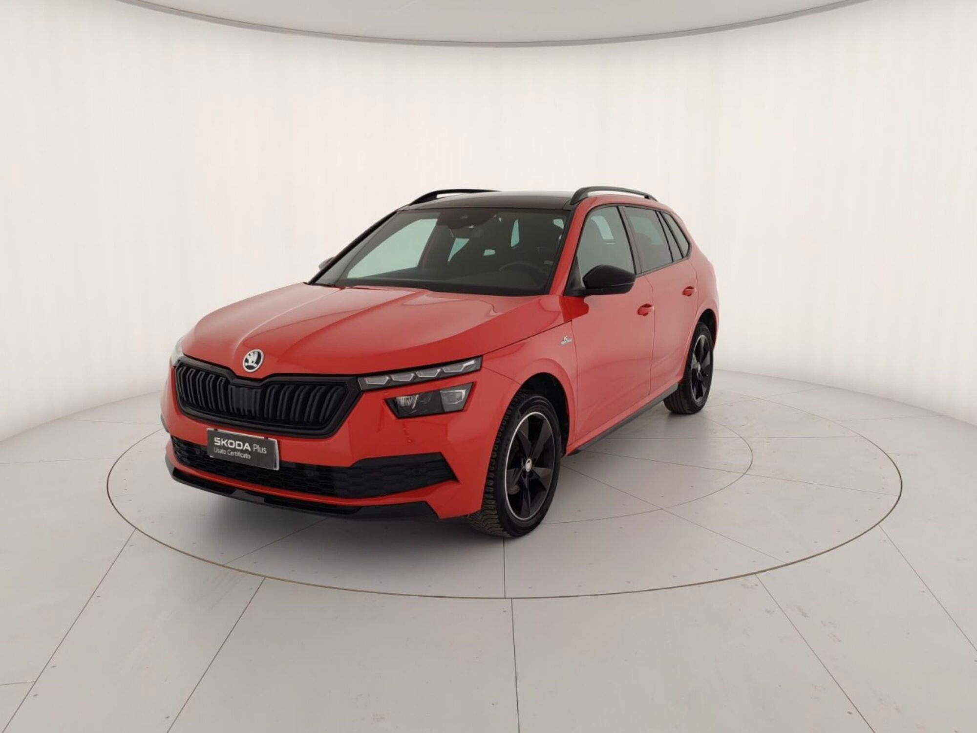 Skoda Kamiq 1.0 G-Tec Monte Carlo del 2021 usata a Massa