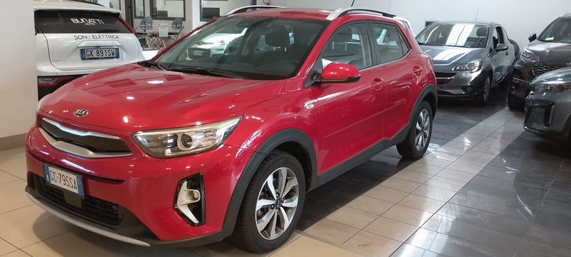 Kia Stonic 1.0 T-GDi 100 CV MHEV iMT Style  del 2021 usata a Firenze