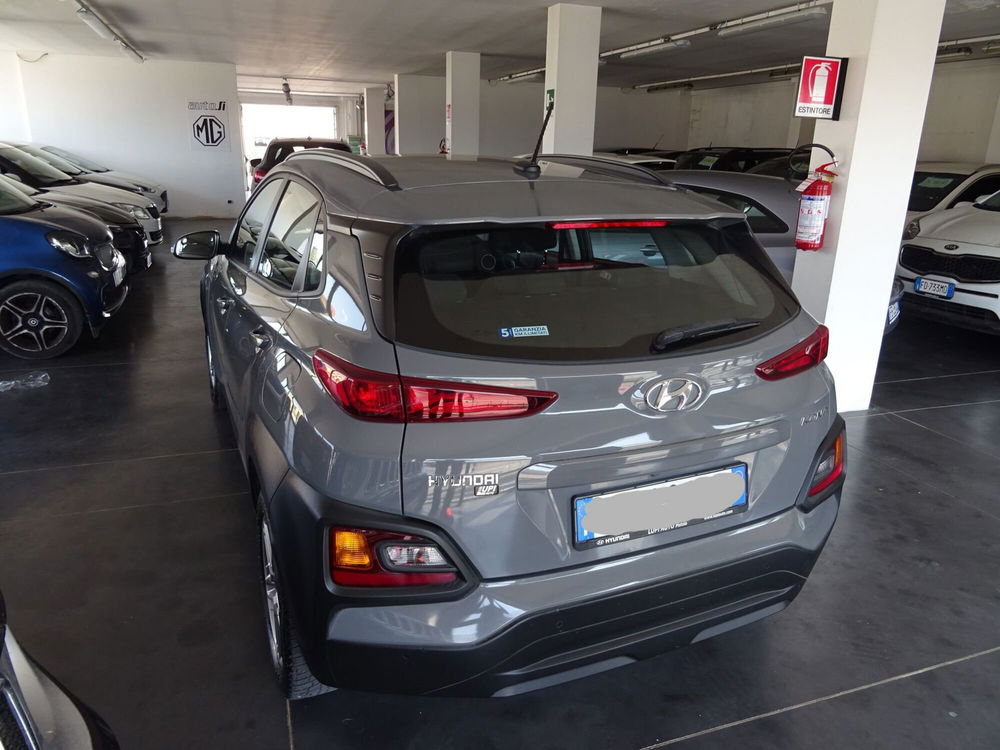 Hyundai Kona usata a Lucca (3)