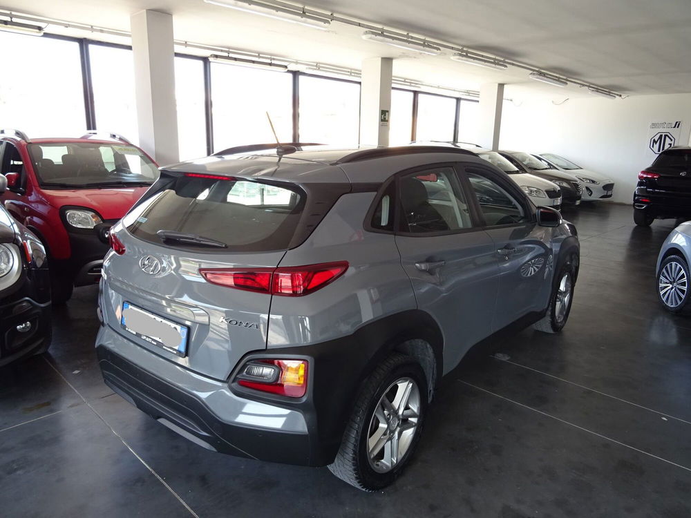 Hyundai Kona usata a Lucca (5)