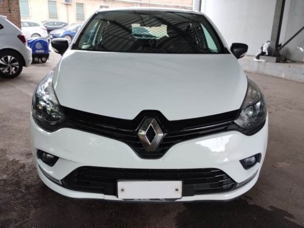 Renault Clio usata a Salerno (6)