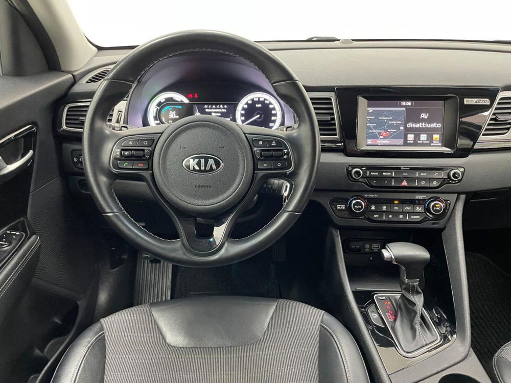 Kia Niro usata a Como (7)