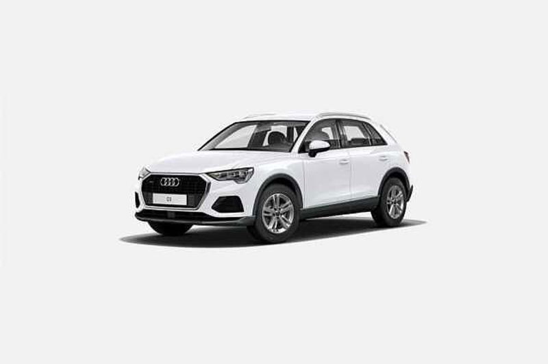 Audi Q3 45 2.0 tfsi Identity Black quattro 245cv s-tronic nuova a San Giovanni Teatino