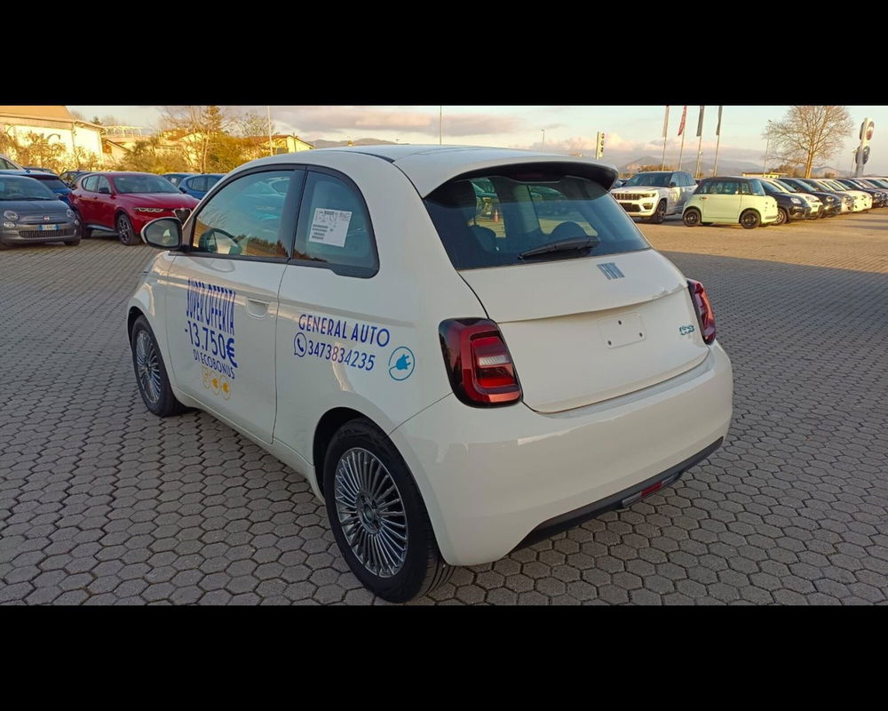 Fiat 500e nuova a Lucca (7)