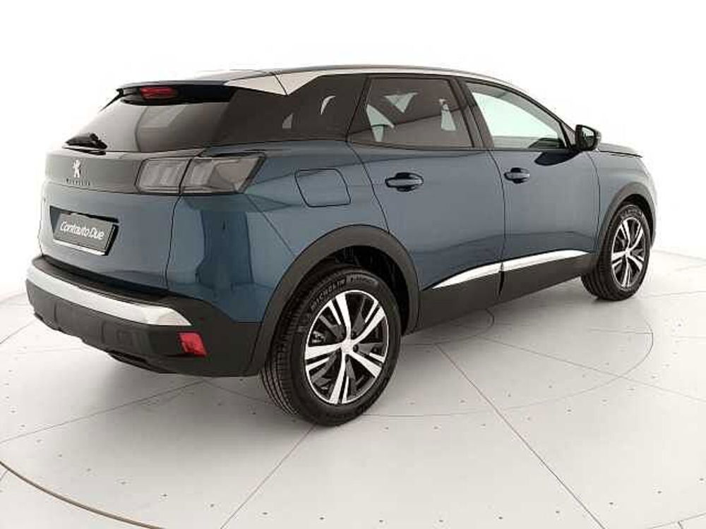 Peugeot 3008 nuova a Caserta (6)