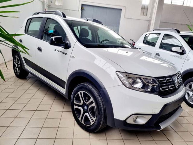 Dacia Sandero Stepway 1.0 TCe 100CV ECO-G 15th Anniversary del 2020 usata a Limena