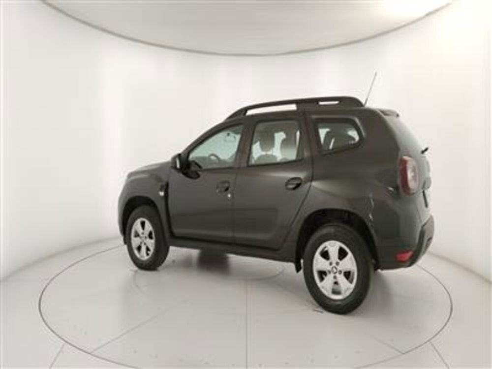 Dacia Duster usata a Bari (4)