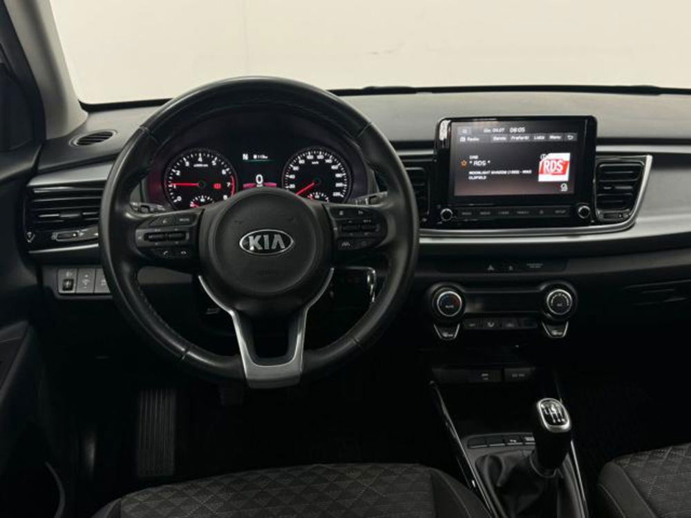 Kia Rio usata a Como (11)