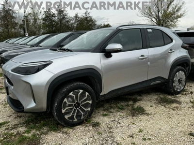 Toyota Yaris Cross Trend awd-i 130cv e-cvt nuova a Roma