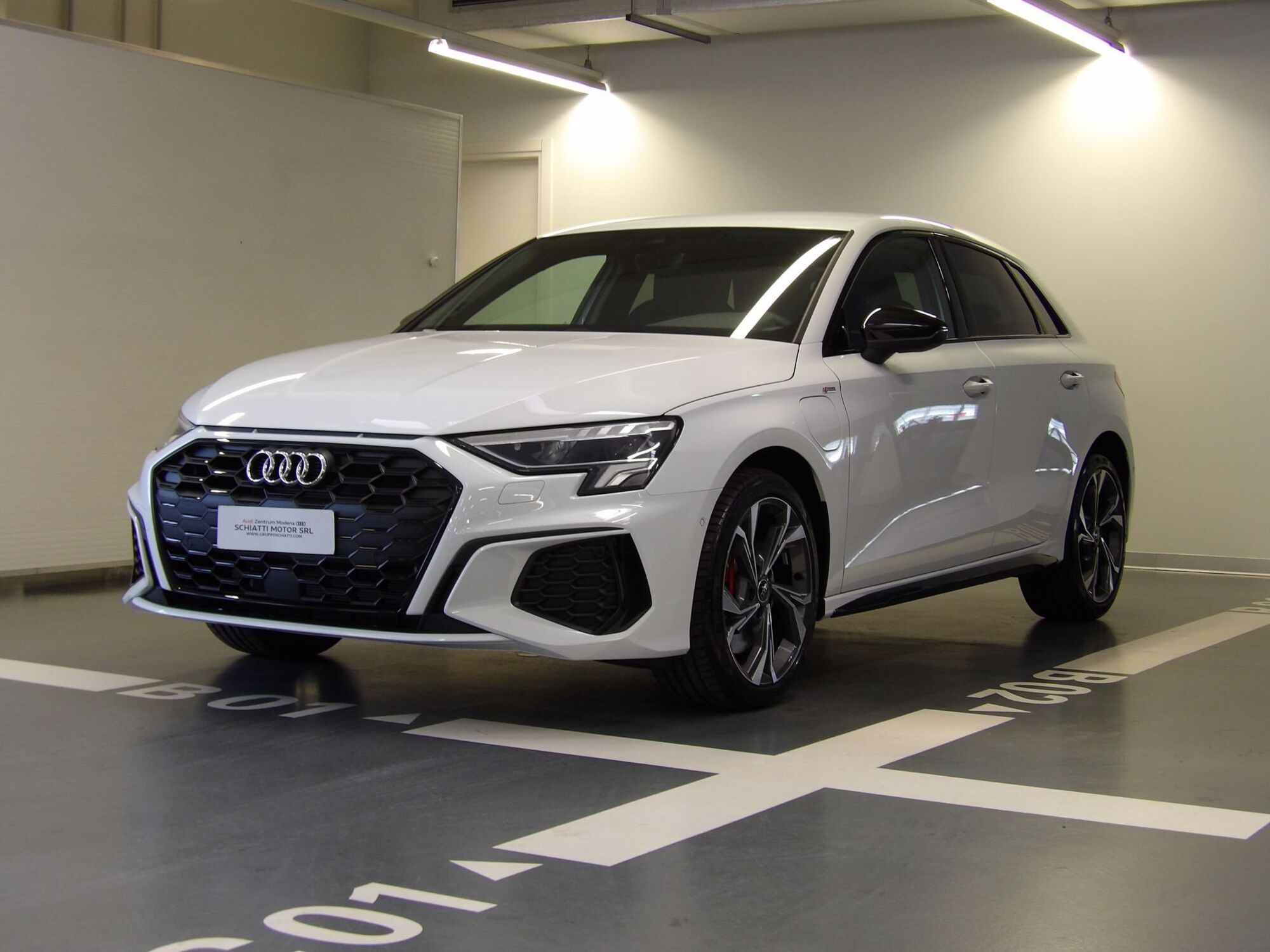 Audi A3 Sportback 45 TFSI e S tronic S line edition nuova a Modena