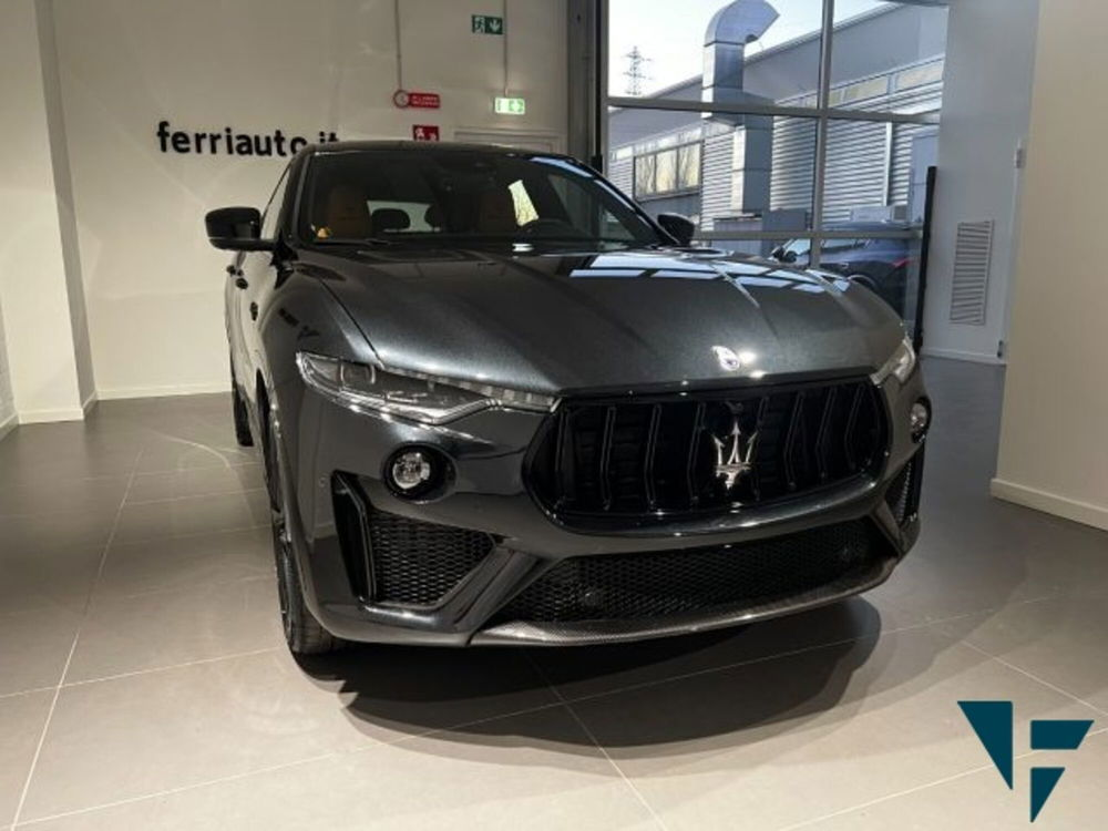 Maserati Levante usata a Udine (3)