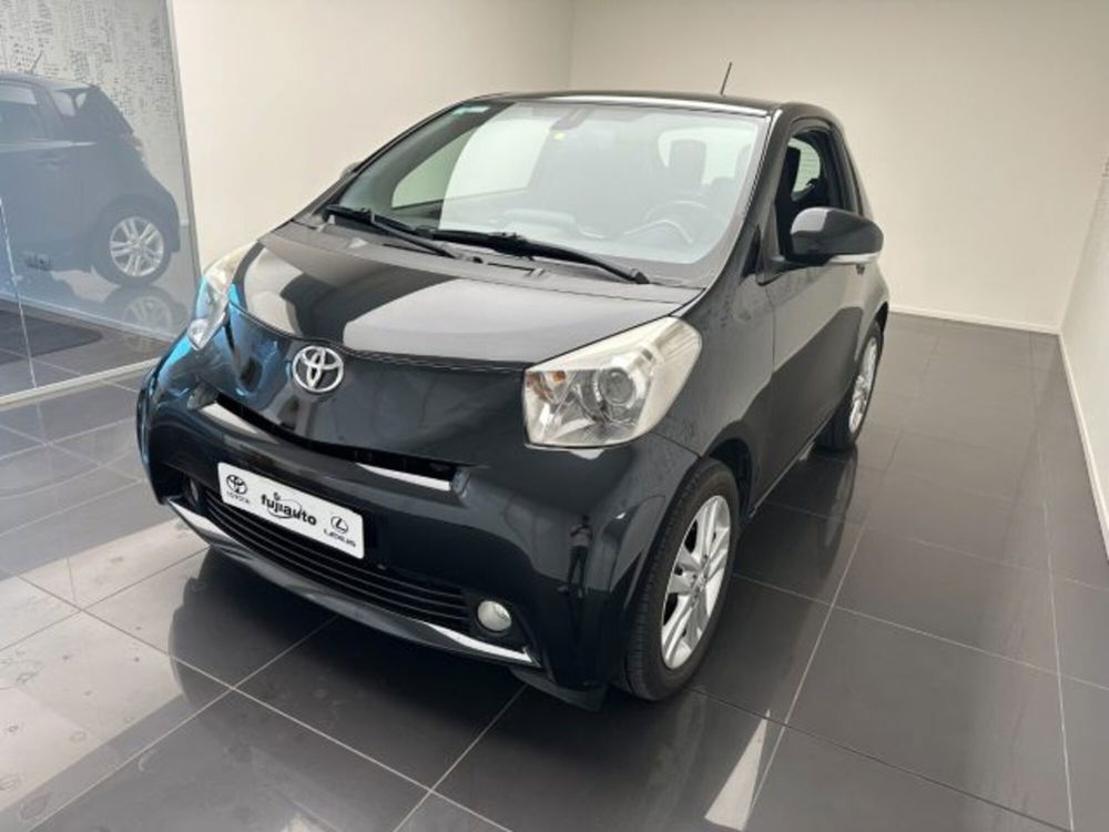 Toyota iQ usata a Cuneo