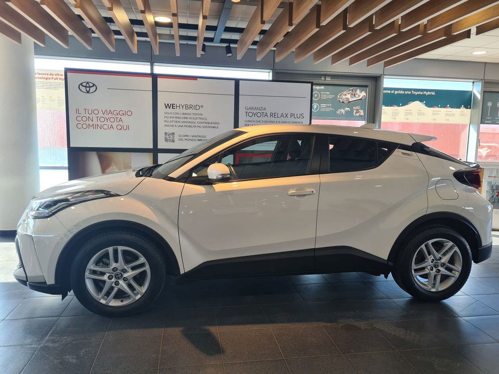 Toyota Toyota C-HR usata a Cagliari (8)