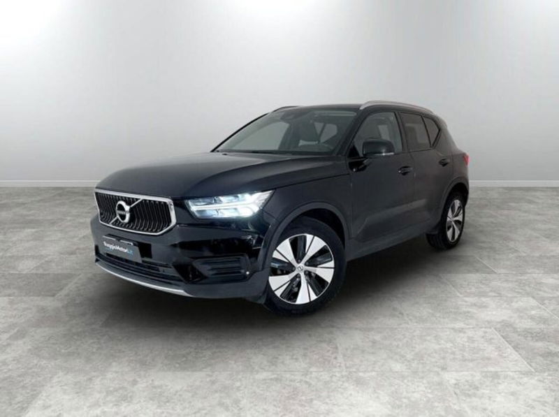 Volvo XC40 T3 Geartronic Momentum  del 2021 usata a Modena