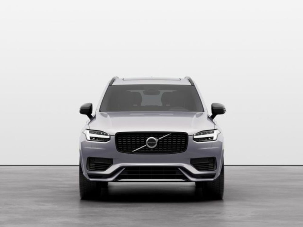 Volvo XC90 nuova a Modena (4)