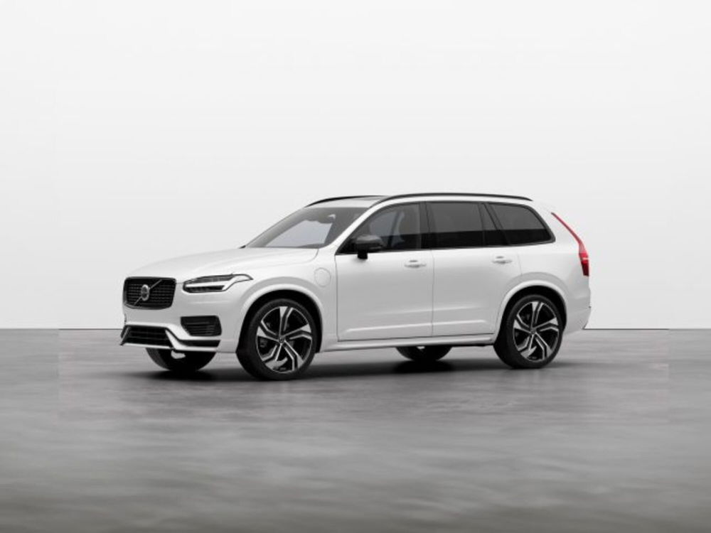 Volvo XC90 nuova a Modena (2)