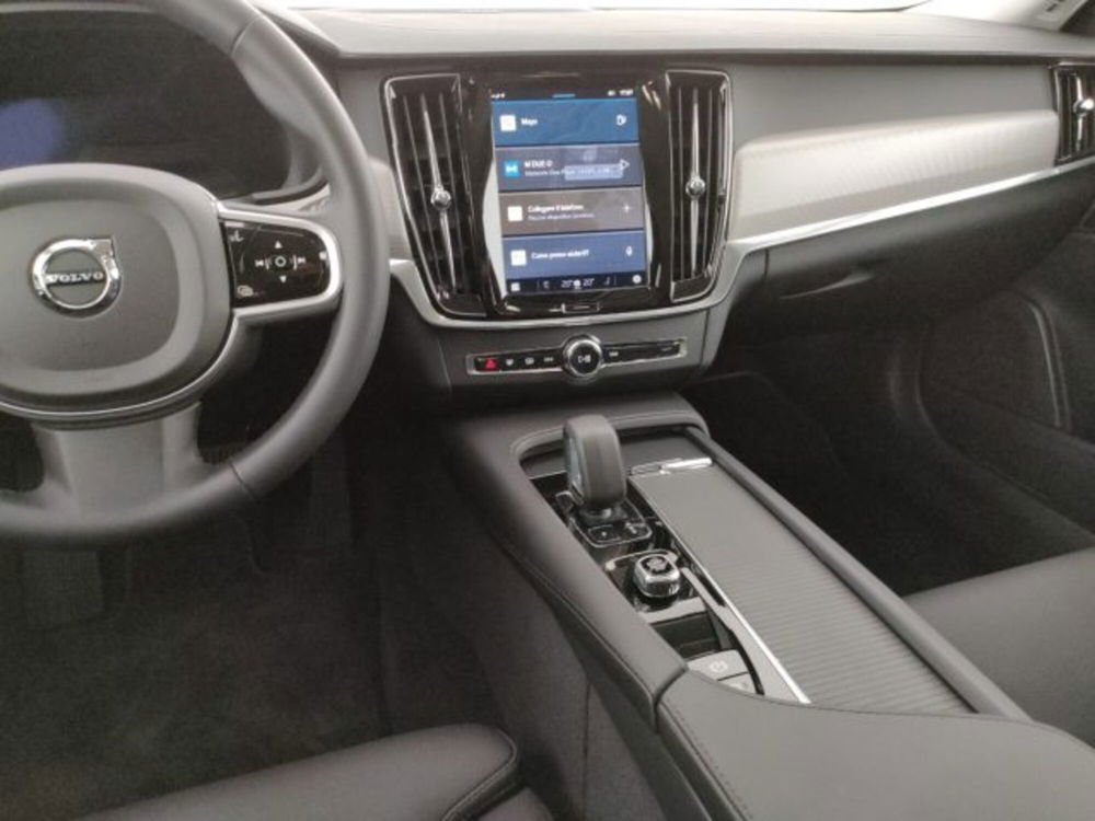 Volvo V90 nuova a Modena (14)